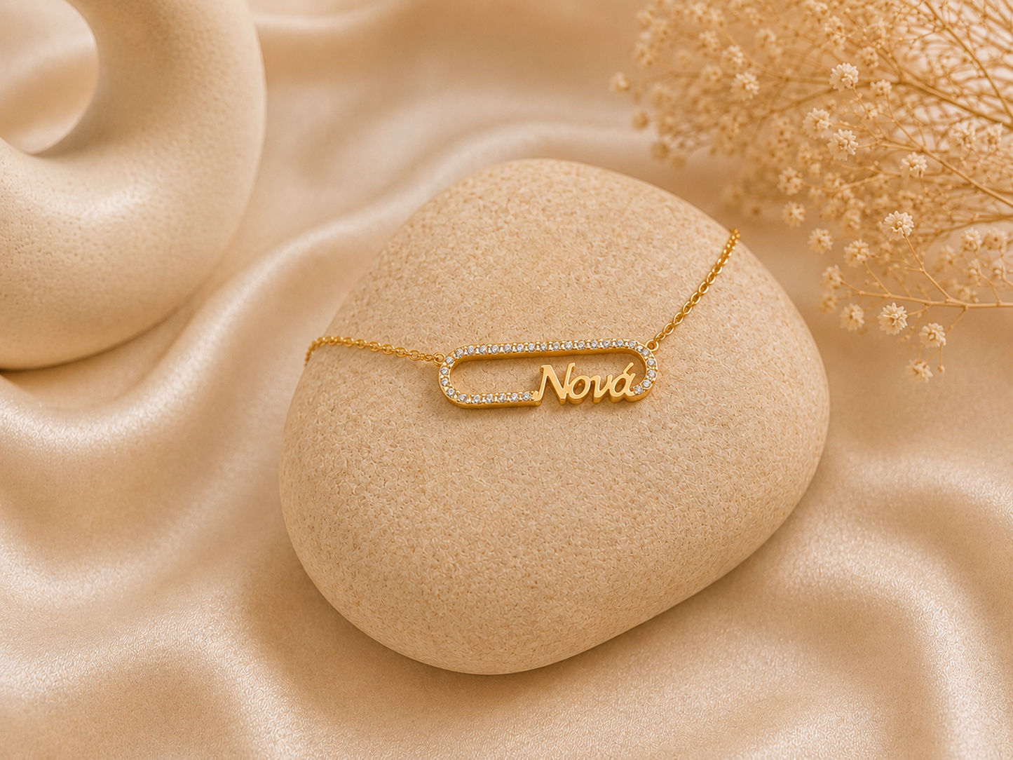 Νονά Necklace